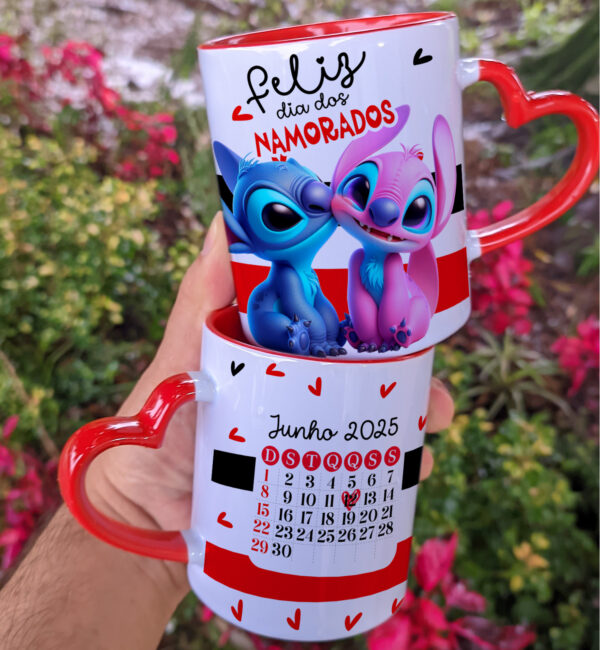 Artes caneca - Stitch Dia dos Namorados - Imagem 4