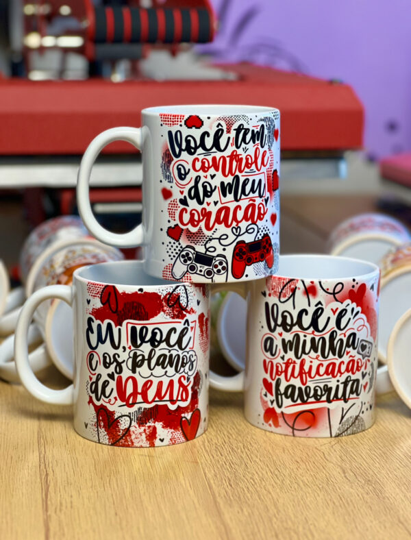 15 ARTES CANECA DIA DOS NAMORADOS 2025 - ABACAXI SUBLIMÁTICO - Imagem 8