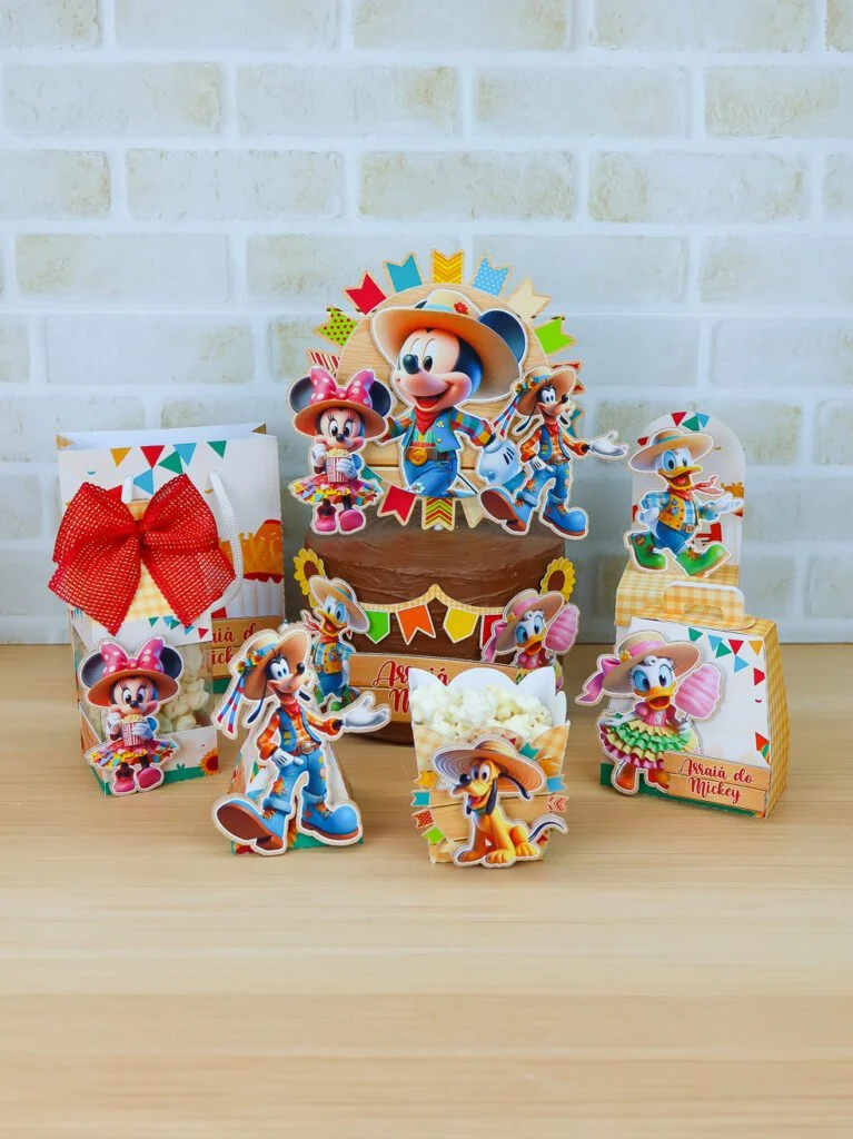 Arraiá da Turma do Mickey