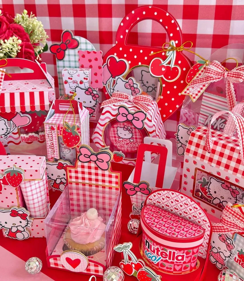 Hello Kitty Red Fruits – Embalagens