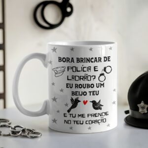 Bora brinca de polícia e ladrão - Arte Avulsa Caneca