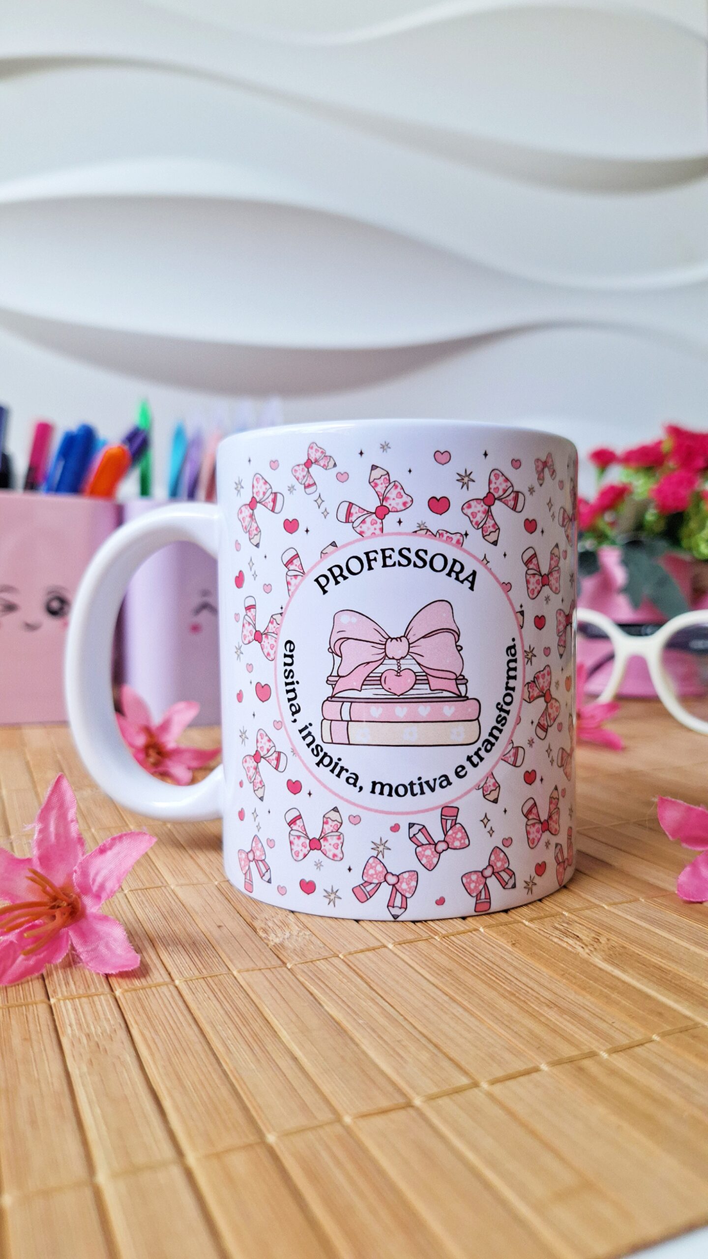 Professora – ensina, inspira, motiva e transforma