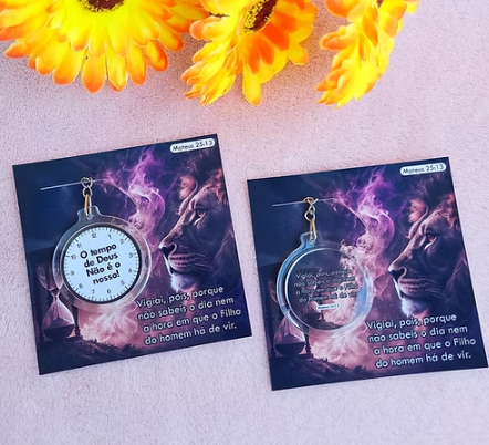 PDF Card Chaveiro – O Tempo De Deus Não É O Nosso - FREEBIE
