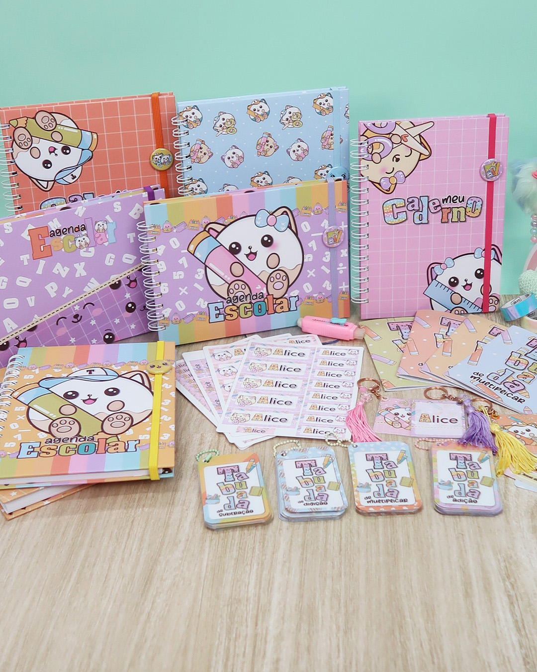 Coleção ESCOLAR 2026 – TOUCH TOUCH (Mimos Personalizados) - Imagem 4