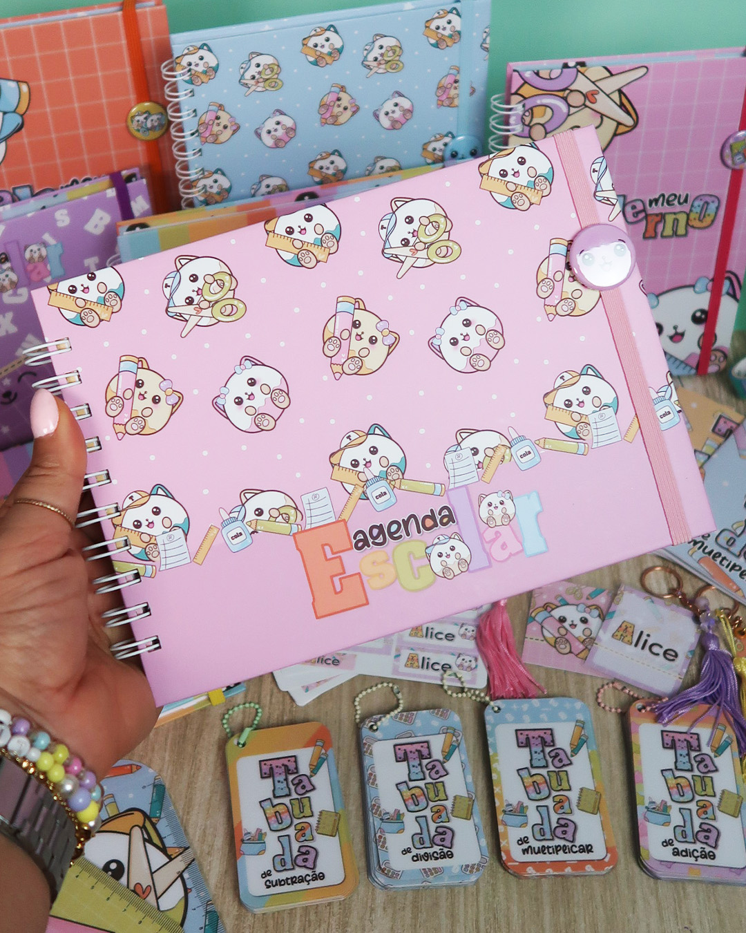 Coleção ESCOLAR 2026 – TOUCH TOUCH (Mimos Personalizados) - Imagem 12